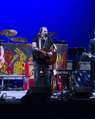 Steve Earle Grants Pass